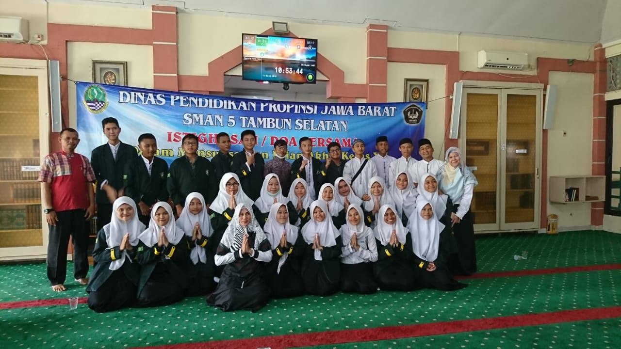 KEGIATAN ISTIQOSAH SMAN 5 TAMSEL