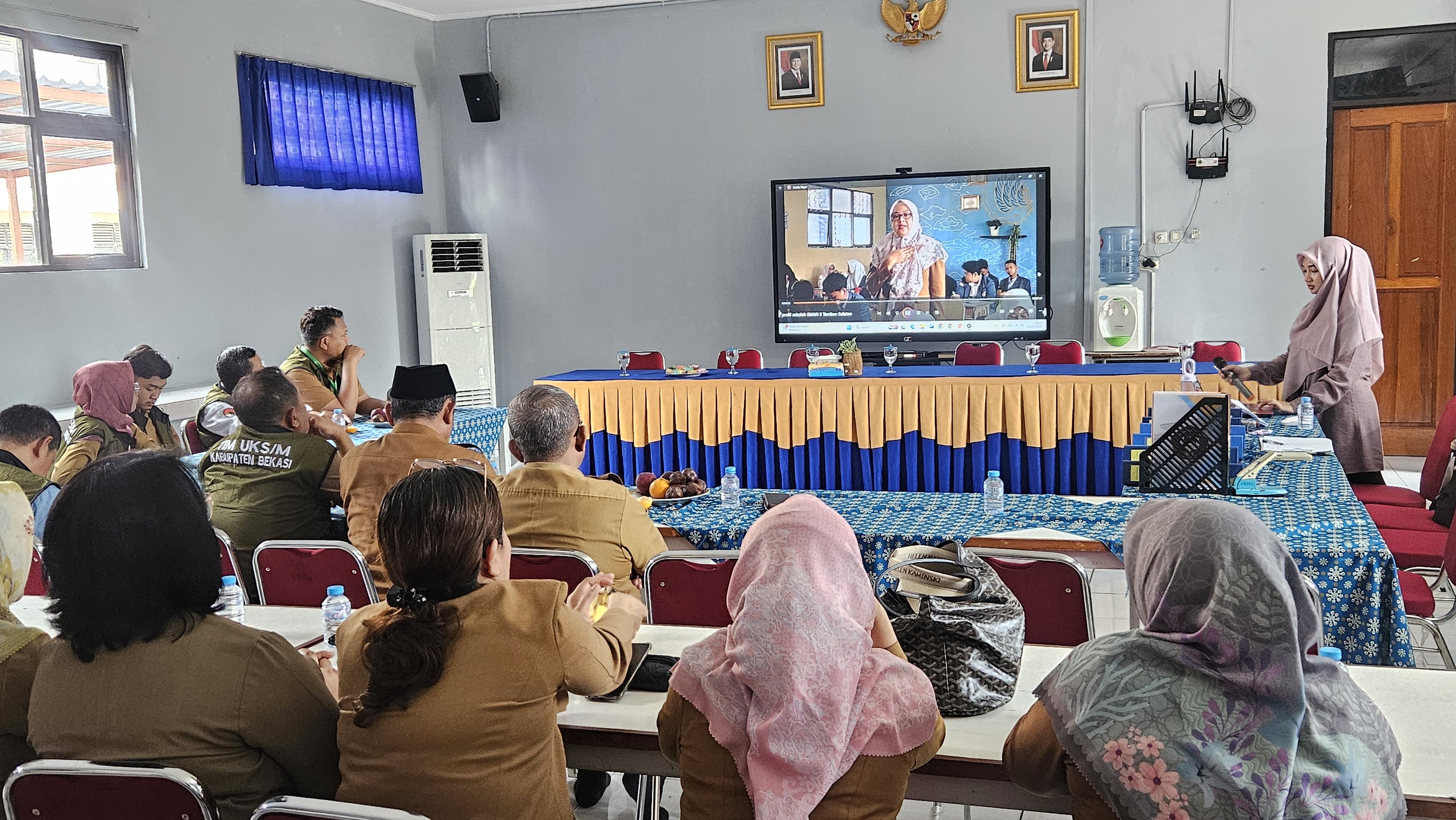 PENINJAUAN SELEKSI STRATIFIKASI UKS