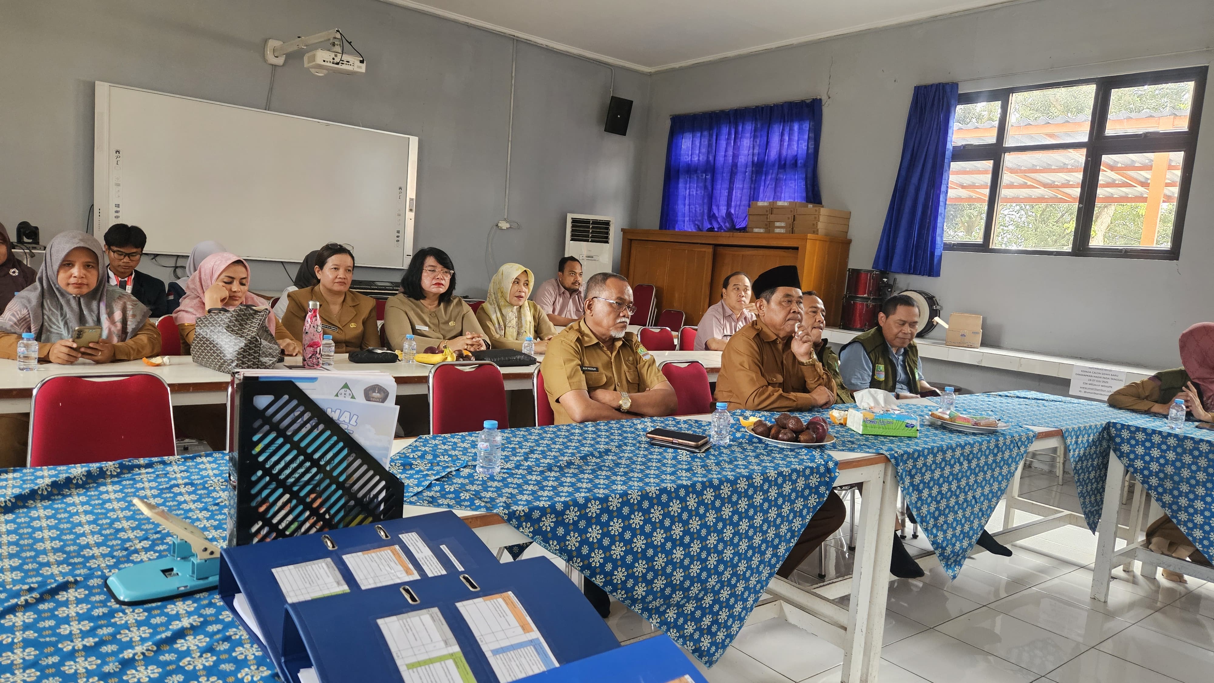 PENINJAUAN SELEKSI STRATIFIKASI UKS
