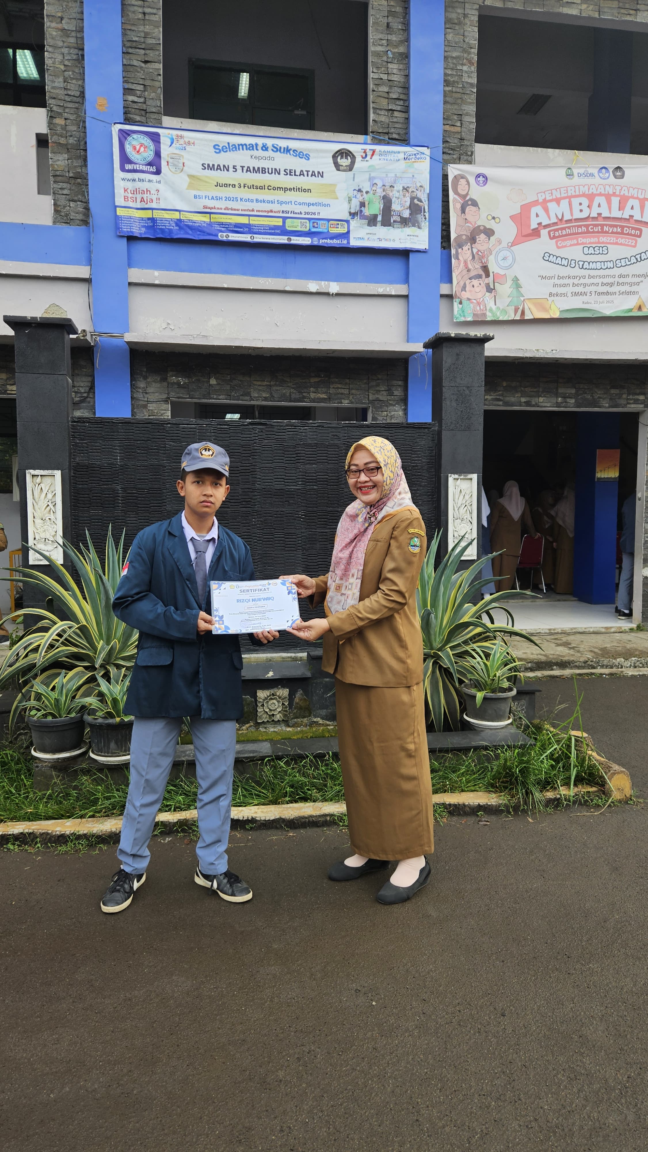 JUARA 2 O2SN KARATE SMA KAB BEKASI