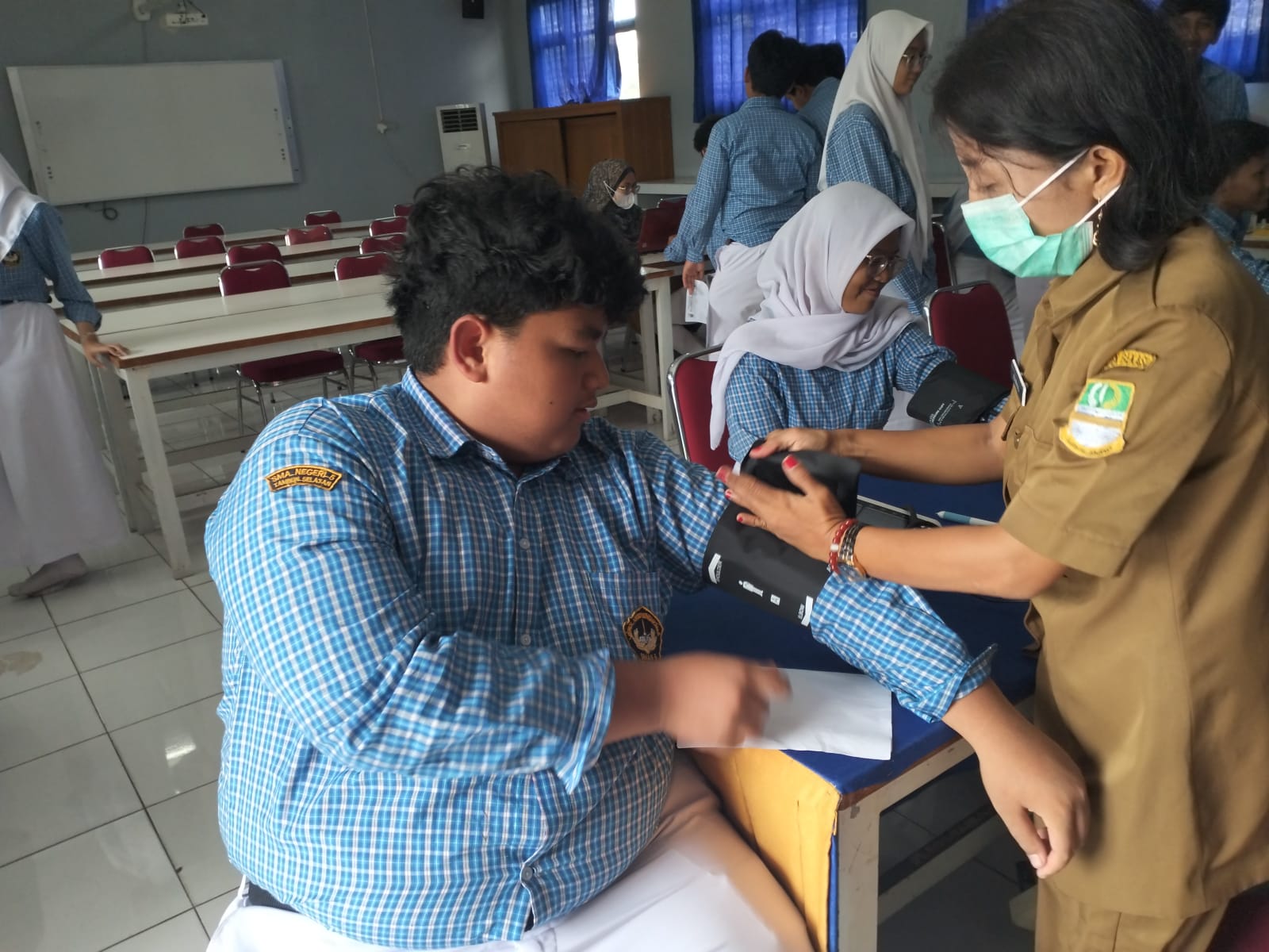 PEMERIKSAAN KESEHATAN PUSKESMAS